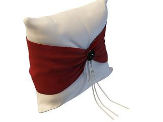 现代花衣扣抱枕模型